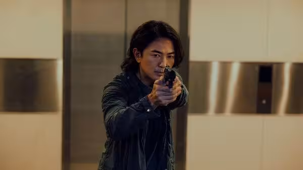百萬網紅連環被殺!鄭伊健久違演台劇「合體婁峻碩」上線日公開了