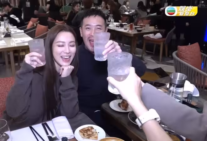 TVB女星獲獎後導演老公現身慶祝！眉開眼笑破婚變傳聞！自豪發文：從沒懷疑過你