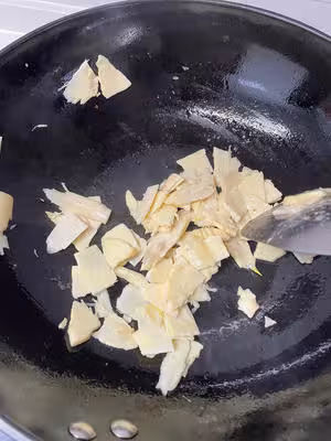 小炒冬筍肉片