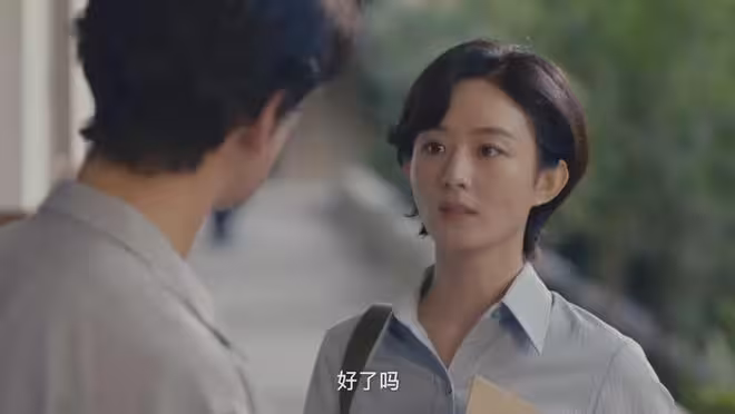 《小城大事》殺青僅16天就離世，年僅51歲的她才是收視率的扛把子