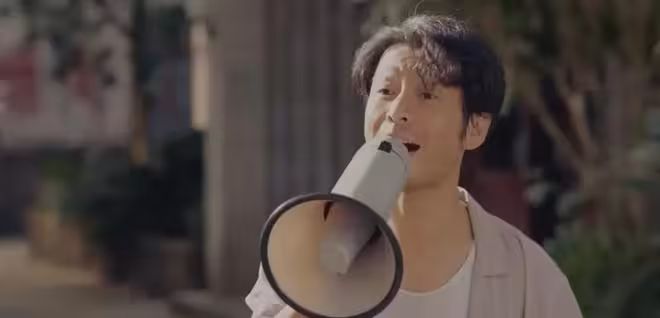《小城大事》：直到李秋萍救了高雪梅，才知李秋萍為啥處罰鄭德生