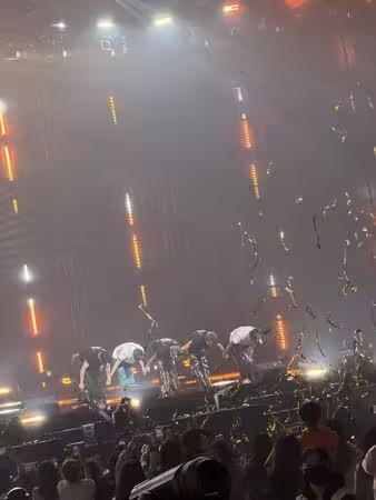 謝京穎「挺孕肚看Energy血流不停」狂滴到鞋襪!突髮狀況曝:拍謝