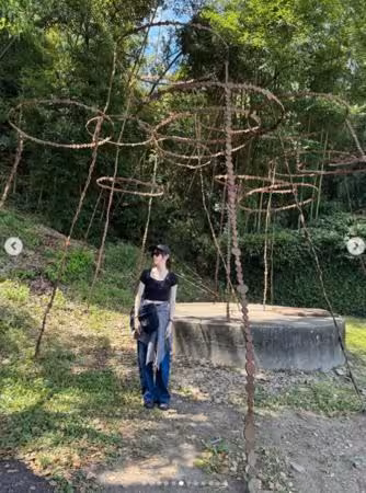 野生柯佳嬿早午餐吃一半「整店員工包圍」!被拍突襲一幕 捂嘴:好慌