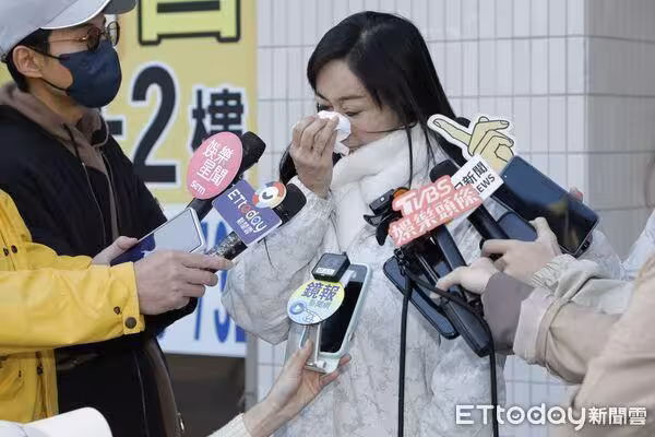 小S暖心送花給曹西平 顧婕癌指數升高當場落淚