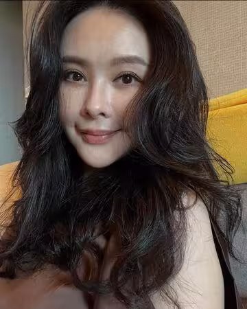 同意老公「花錢找女人解決」 蕭淑慎小15歲尪梁軒安親回應!