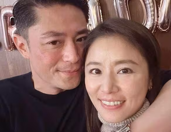 飯圈失控「一票藝人關微博」！趙露思註銷3千萬帳號 她停更10年自保