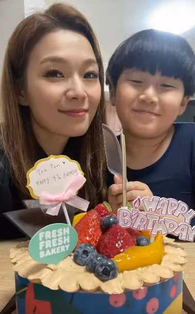 TVB長腿女星風光重返母校!學霸背景意外曝光!離婚7年至今仍單身!