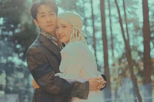 陳漢典婚禮前夕再曝兩套夢幻婚紗 「最辛苦的其實是 LULU」