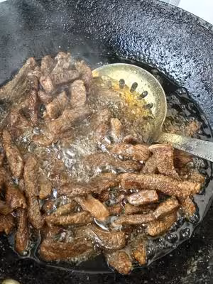 自製麻辣牛肉乾，味道絕了！