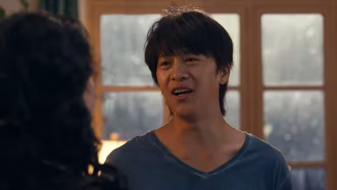 《小城大事》都是親人被抓,鄭德生和楊奶奶的反應高下立現