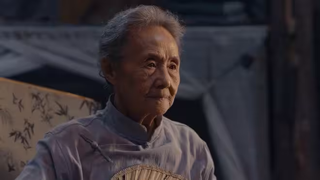 《小城大事》都是親人被抓,鄭德生和楊奶奶的反應高下立現