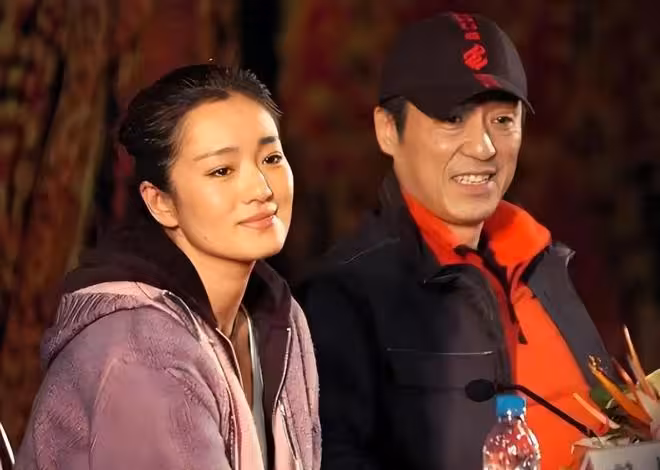 鞏俐也沒想到，那個她戀了8年沒得到的男人，又破了電影圈的神話