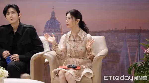 獨／收到台灣禮物太驚喜！金宣虎回送大禮　高允貞念出ㄅㄆㄇ反應超暖
