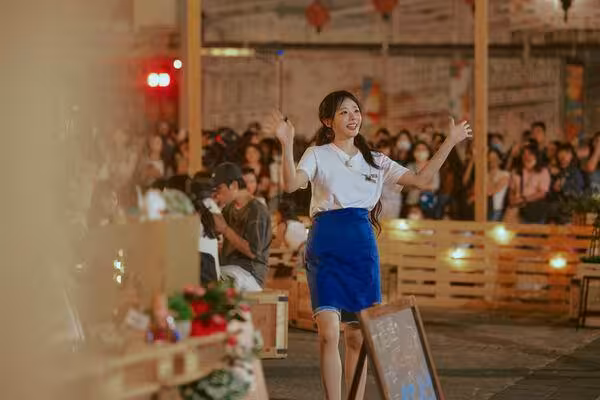 SJ利特領軍《廚師的迫降》來台開店！　大勢女團成員「竟是工讀生」