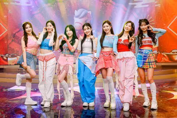 韓國女神除夕夜組團性感演出! 南珉貞領銜讓全場尖叫