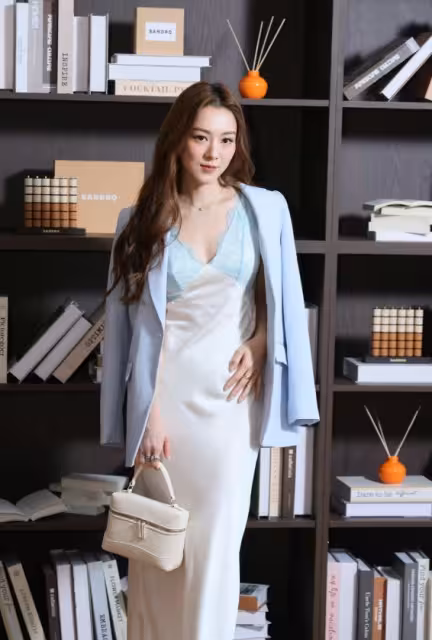 TVB女星穿低胸裝現身活動！回應公公曾志偉卸任後去向！自爆幫某女星打凍卵針