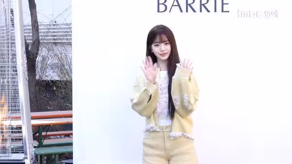 記者冷爆等到不耐煩！當場飆張員鍈：早點來吧　她尷尬表情全被拍