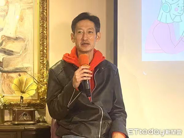 直擊/唐治平走過母喪…首度公開露面了! 粉絲見面會感性收紅包