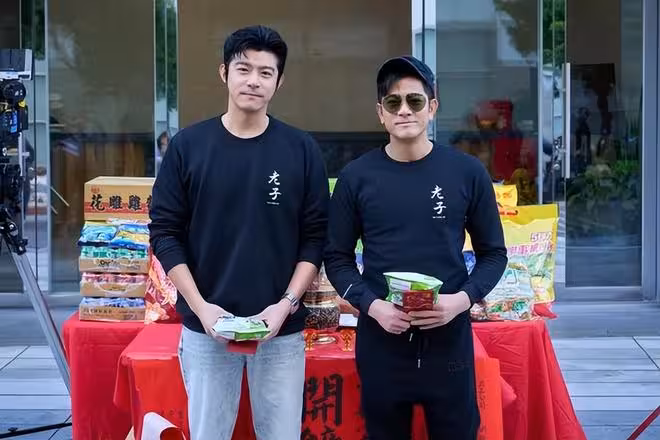 謝欣穎、王柏傑穿全黑共撐一把傘追思大S!被問舊情復燃回應了