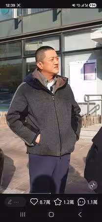 李亞鵬大洗白!直播「撿米粒吃」網看哭 王菲暗捐公益醫院1.5億