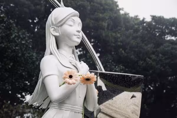 大S雕像手上藏2個愛的印記! 具俊曄曝「儀式後第一想做的事」惹鼻酸