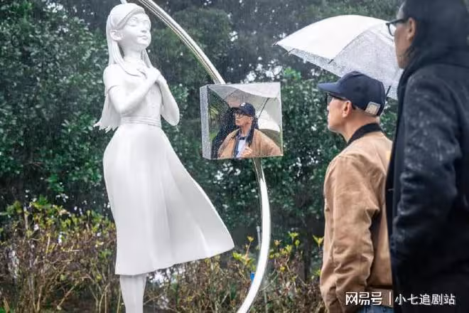 具俊曄在墓地錄綜藝,小S想姐姐,大S離開這一年,一家人成了演員