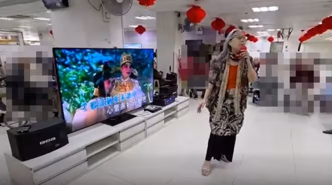 TVB御用八婆近照曝光！曾賣嫁妝為丈夫還債 ！離婚後晚年入住老人院