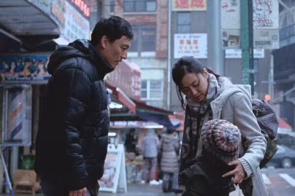 《尚氣》陳法拉加盟!演張震妻子「只拍4天」 親飛片場幫對電話:超敬業