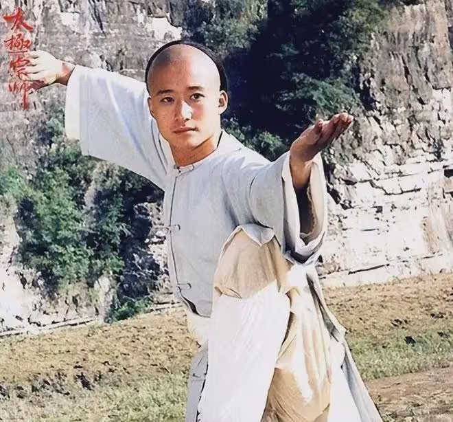 自稱多爾袞後代的吳京遭口碑反噬，你是從什麼時候開始討厭他的？