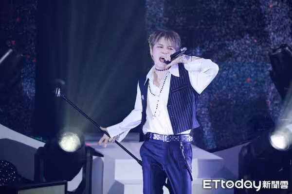 直擊／金在中唱完2首歌「氣氛怪怪的」　驚問：我做錯什麼了嗎？