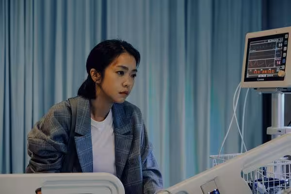 面具網紅預言社會命案!警察鄭伊健追兇「怒罵女兒」火爆衝突曝光