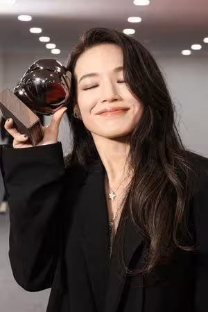 香港金像獎/提名揭曉!古天樂「自己打自己」爭影帝 舒淇導演處女作雙料入圍