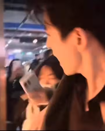 陸大咖男星「怒吼揮開私生飯」衝突影片曝光! 高速公路曾遭惡意逼車