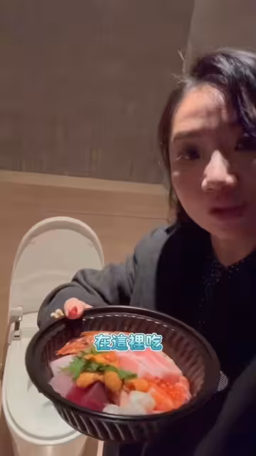陶晶瑩被拍「躲廁所吃生魚片」　親揭背後原因：人生像四格漫畫