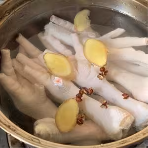 ㊙️檸檬無骨雞爪 這樣的宵夜泰泰泰香啦！