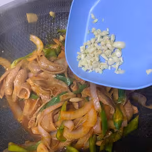 韓式辣炒牛腸