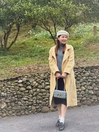 Energy書偉辣妻「懷雙胞胎身材太不科學」！四肢超細⋯自律畫面全 被拍