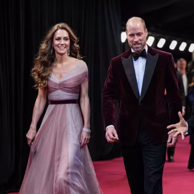 凱特重返BAFTA紅毯，背後藏著安德魯被捕的秘密？