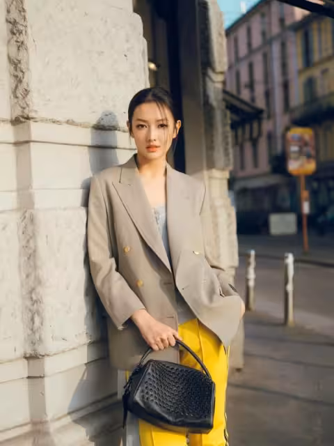 TVB花旦米蘭時裝秀大曬長腿！谷愛凌唐嫣宋雨琦同場比美！楊冪撞衫韓星？
