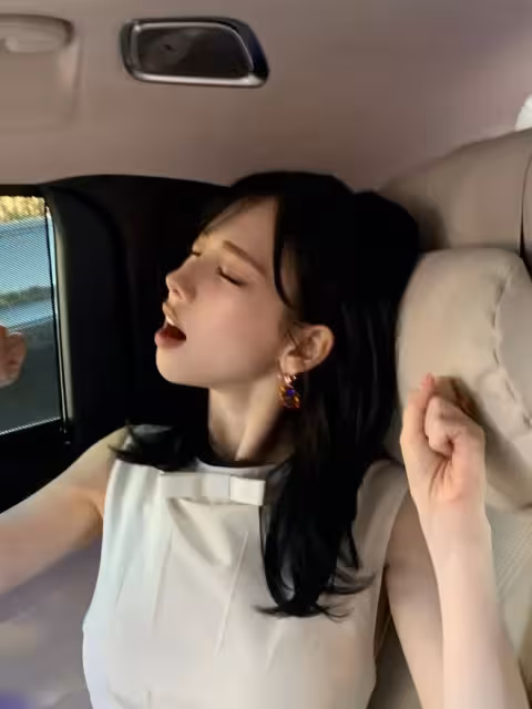 TVB花旦米蘭時裝秀大曬長腿！谷愛凌唐嫣宋雨琦同場比美！楊冪撞衫韓星？