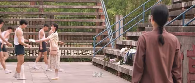 《純真年代的愛情》許紅旗鋃鐺入獄，才知凌漪給她挖了多大一個坑