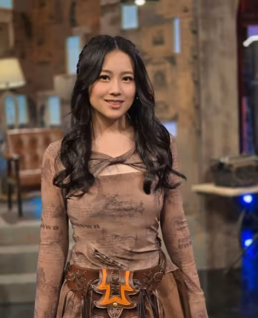 TVB新晉小花宣布離巢！19歲入行效力僅3年半！感慨：當時還傻傻的