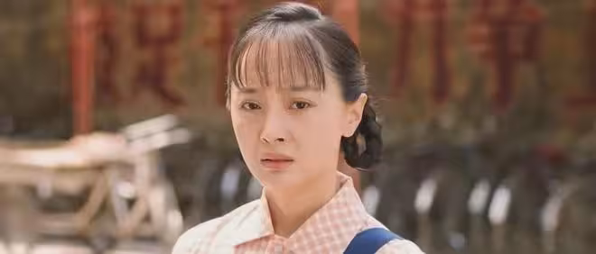 《純真年代的愛情》：費霓翻譯走紅，林梅占方家房產，費霆反轉