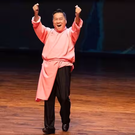 王傳一回外婆家鄉講相聲…開場起火爆衝突 演到一半大咖嘉賓現身