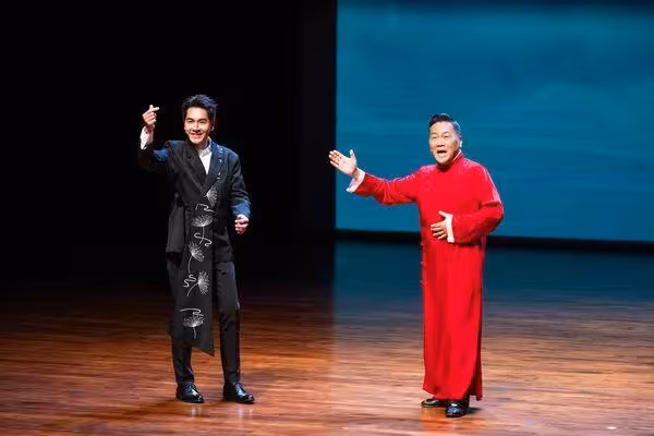 王傳一回外婆家鄉講相聲…開場起火爆衝突 演到一半大咖嘉賓現身