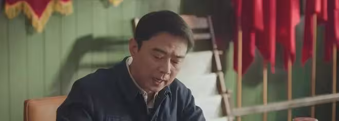 《純真年代的愛情》費霓被推薦上大學！才知陳副廠長為何維護凌漪