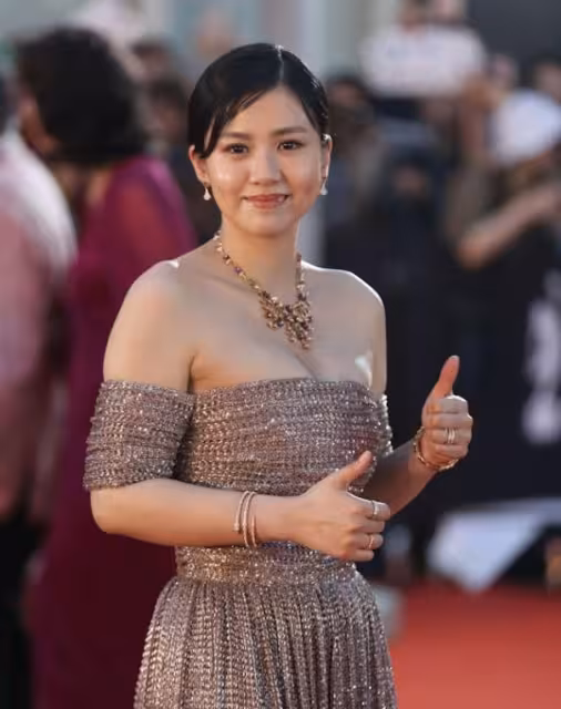 TVB視帝女友回應《夜王》激吻戲被刪減！望吻戲可重現！自爆有一點不開心！