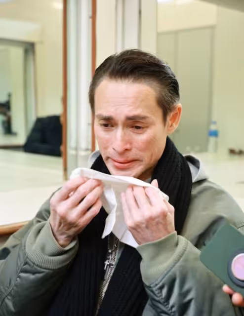 TVB前男星喪妻3個月首露面！患抑鬱泣不成聲！自爆每晚都看見亡妻站床邊
