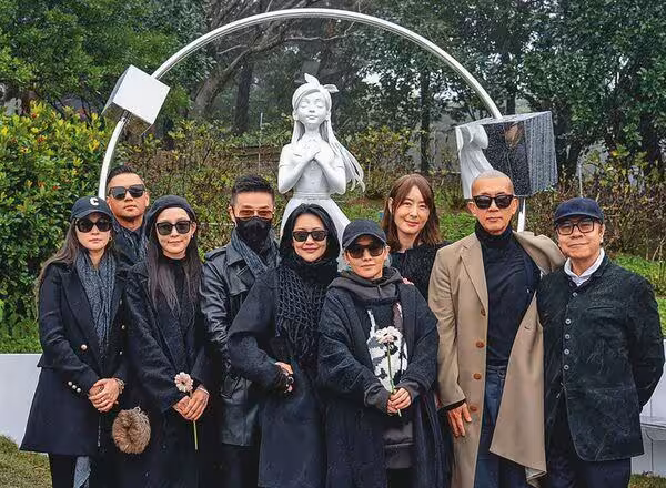許雅鈞「大S真的超慘」邊發出殯照邊撩妹！下秒見這幕惱羞：拉黑了