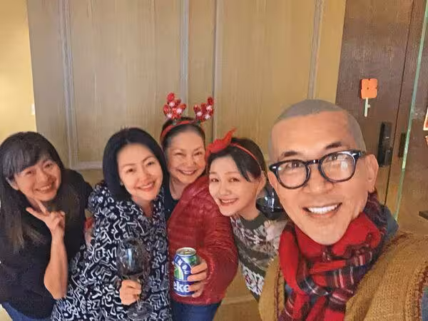 許雅鈞「大S真的超慘」邊發出殯照邊撩妹！下秒見這幕惱羞：拉黑了